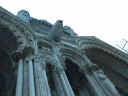04-25-01 1647 Chartres exterieur arches.jpg (61594 bytes)