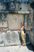 04-21-02 09a CI V Platform of the Jaguar and the Eagles .jpg (31240 bytes)