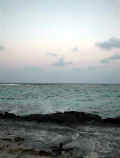04-25-02 1904 moon over beach.jpg (16493 bytes)
